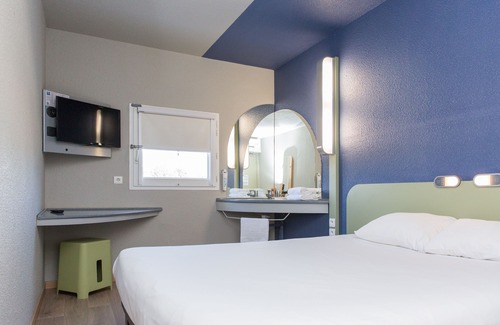 Sisteron Hotel | ibis budget Sisteron