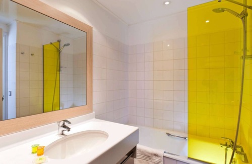 Enclos Hotel | ibis Styles Honfleur Centre Historique