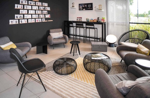 Pont des Demoiselles-Montaudran-La Terrasse Hotel | ibis Styles Toulouse Cite Espace