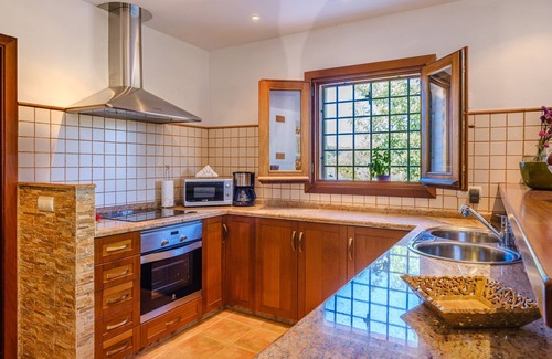Sant Carles de Peralta House | Ibizan Country House with Porch, Vegetable Garden, Sun terrace & Wi-fi