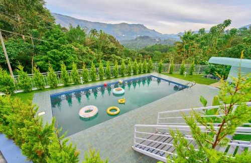 Nullatanni Resort | Ice Mist Pool Resort Munnar By VOYE HOMES