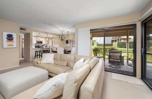 Palm Desert Condo | Iconic Shadow Mountain Resort | Tennis | Celebrity playground with stunning views & prime location!