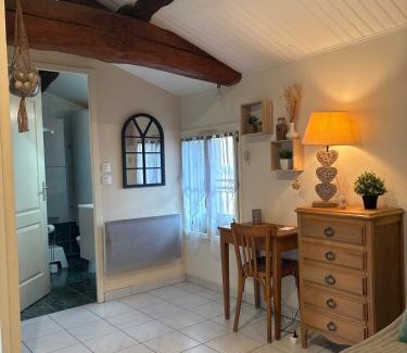 Chatillon-sur-Chalaronne Apartment | Idée Halles Appt 1 chambre centre ville