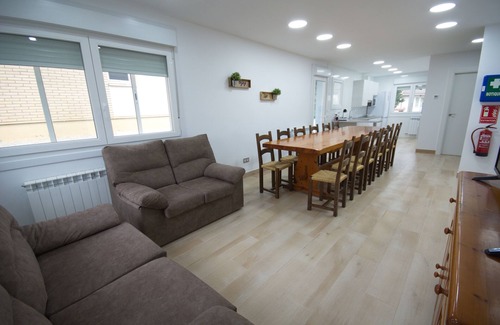 Cascante Cottage | Ideal holiday home for families/groups.