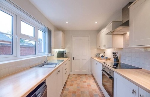 Reydon House | Ideal holiday home for a traditional fun filled seaside holiday or short break.