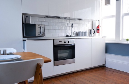 Bristol Old City Apartment | Ideal Location- Studio Flat in Heart of the City