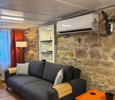Ayvalik City Center House | Idor Guest House