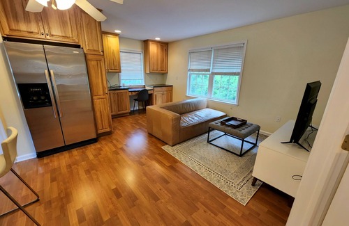 Pike Creek House | Idyllic carriage house private 2 car garage W/D