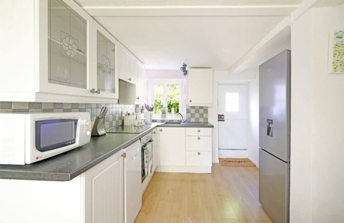 Zeals House | Idyllic Cottage in Dorset, Garden & Parking