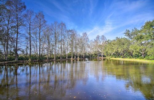 Houma House | Idyllic Houma Vacation Rental on Shared Pond!