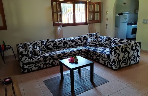 Cordillera House | Idyllic house with pool on the banks of Arroyo Ytu - Villa Evaristo