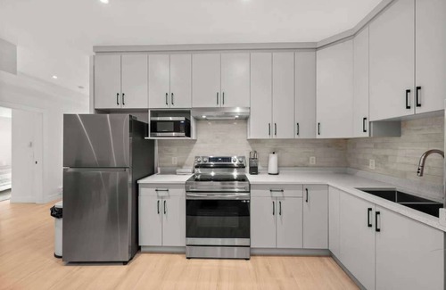 Promontory House | ~Idyllic Suite in Chilliwack