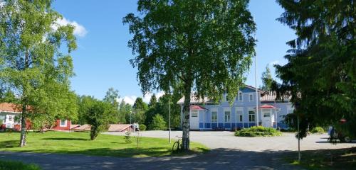 Virrat Hotel | Idyllinen Rajaniemen Pappila kutsuu!