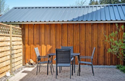 Alpirsbach Apartment | Idyllische Fewo am Waldesrand