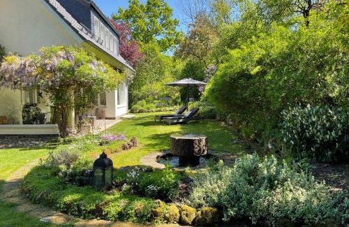 Siegen Apartment | Idyllische Stadtwohnung im Grünen