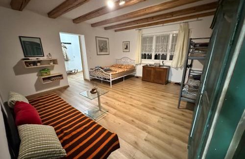 Andelfingen District Apartment | Idyllischer Bauernhof mit Charme