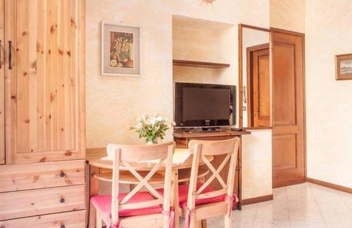Bellano Apartment | Il Pontile - Historic Center by villavistalago Bellano