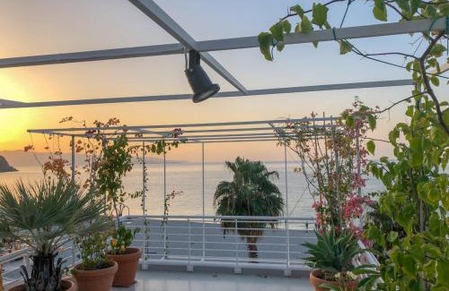 Scilla Apartment | Il tramonto