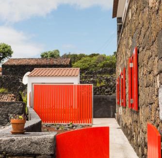 Sao Mateus House | Ilhéu do Areeiro