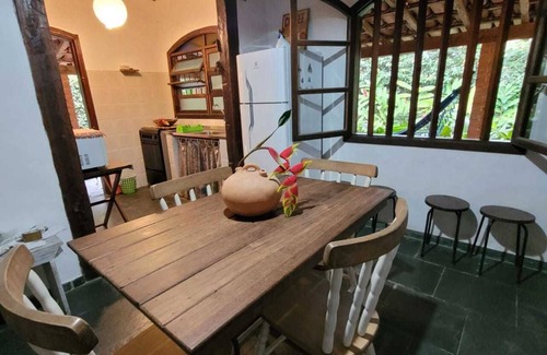 Centro Comercial House | Ilhabela Praia do Perequê OFFER month of May