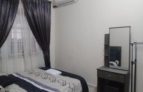 Bandar Indera Mahkota House | Ilham Homestay