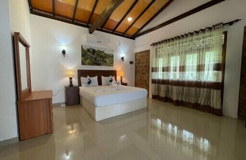 Ahangama Hotel | Illamperuma village hotel deluxe