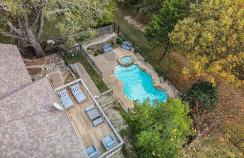 Rowlett House | Illuminous Home Private Pool 4 min Walk to Lake