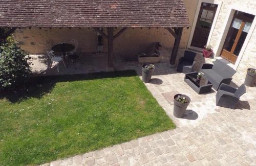 Ury House | Ilot Bonheur