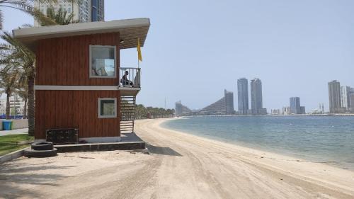 Al Khan Apartment | Ilyas by Smart Home Vacation Homes