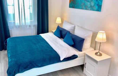 Linz am Rhein Apartment | Im kleinen Stil l