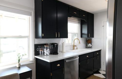 Oroville Apartment | Immaculate Charming Duplex-1Unit