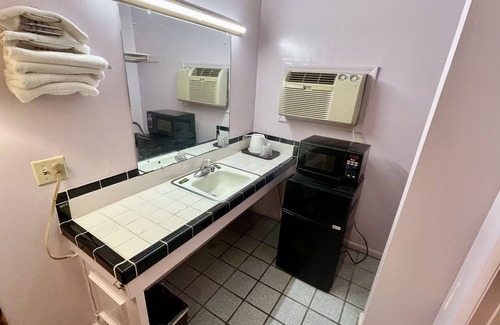 Mullins Apartment | imperial motel
