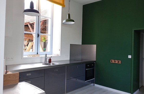 Larochemillay Apartment | In het hart van natuurpark de Morvan, In onze compleet gerenoveerde Oude School