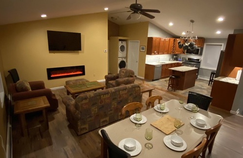 Ellicottville House | In the Beautiful Village of Ellicottville "Bordeaux Bungalow"