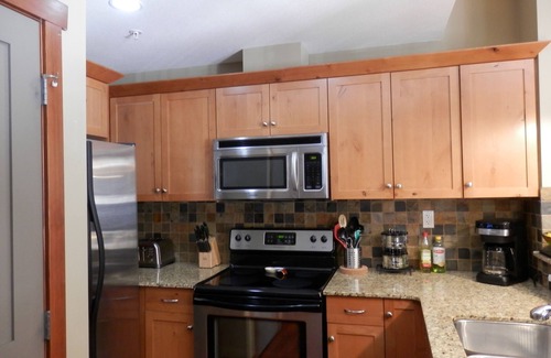 Town Centre Condo | In the HEART of DOWNTOWN CANMORE. Beautiful 2BR/2BA. Unit 311