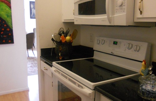 Arts/Warehouse District Condo | In the middle of the city, in a village of trendy warehouse-turned-condos