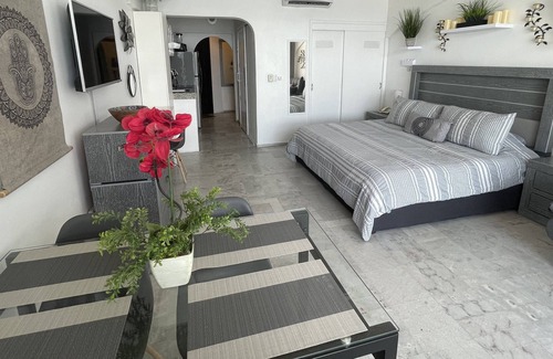 Las Hadas Condo | Incredible Oceanfront Condo with Amazing Views at Playasol!!