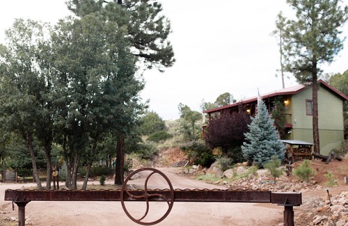 Timberland Acres Cabin | Incredible Privately Gated Cabin in Show Low Forest w/ VIEWS, Game/Toy Room!