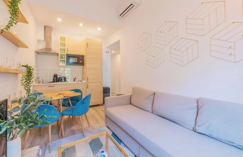 Palos de la Frontera Apartment | Incredible Quadruple Apartment in Atocha, 4C