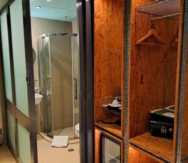 Eastern Kowloon Hotel | IND Hotel
