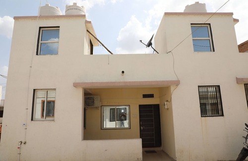 Rajpipla Apartment | INDIAN HOME STAY