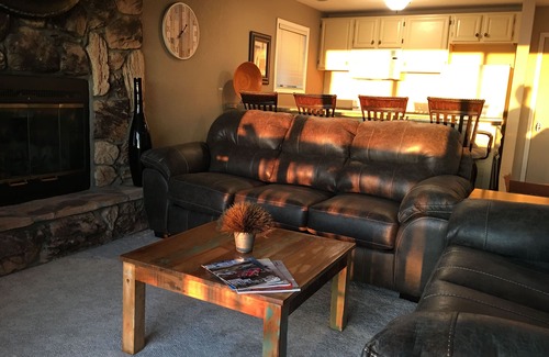 Osage Beach Condo | Indian Pointe Lake Condo! Pets are welcome!