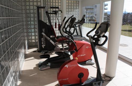 Pregassona Apartment | Indoor Swimming Pool, Sauna, Fitness, Private Gardens, Spacious Modern Apartment