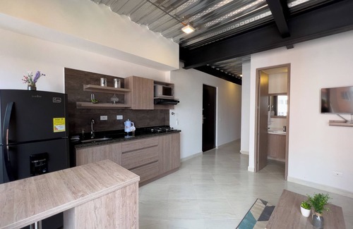Florida Nueva Apartment | Industrial architectured Apt in the heart of Laureles with beautiful valley view