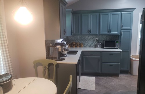 Lawrence House | Indy 500, convention center, and major events ready. Extended stay rates reduced