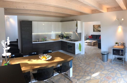 Bagni di Lucca Villa | Infinity pool, 360 views, 3 bedrooms, 3 bathrooms in Lucca, Pisa, Florence area