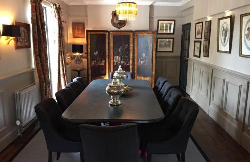 Etchingham House | Ingram House with Hot Tub