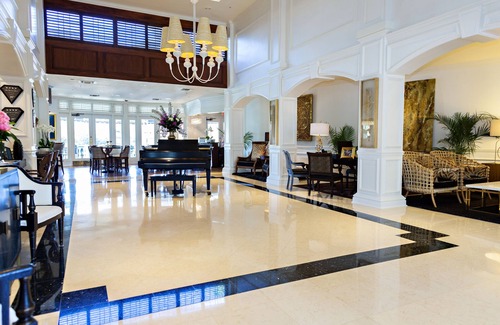 Pelican Bay Hotel | Inn at Pelican Bay