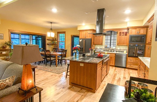 Schofield Bed & Breakfast | Inn at the River