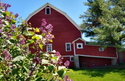 Walpole Hotel | Inn at Valley Farms